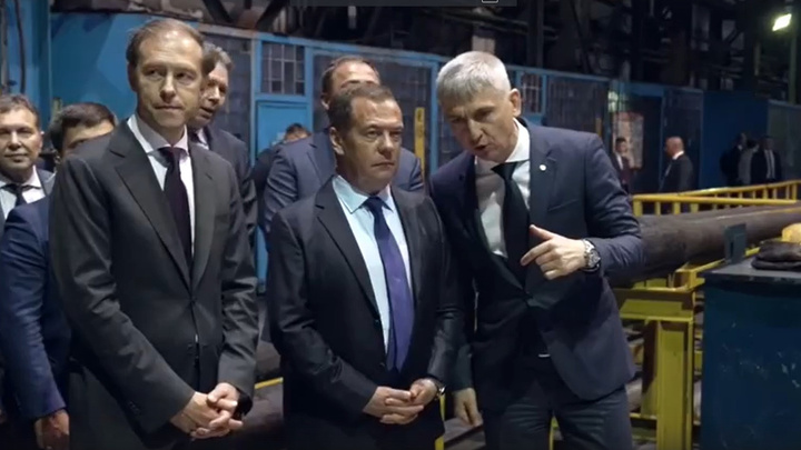 Дмитрий Медведев посетил оборонные заводы Перми