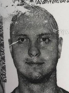 Разыскивают лысого мужчину под два метра ростом Разыскивают лысого мужчину под два метра ростом