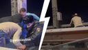 «Его жизнь была в моих руках»: ярославец вытащил повисшего на Октябрьском мосту мужчину