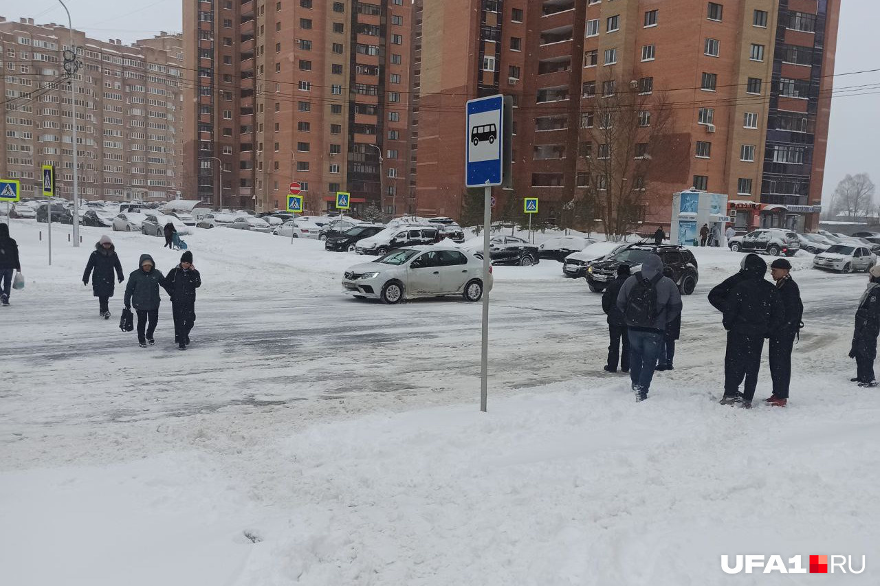 Это — вид на улицу Дагестанскую