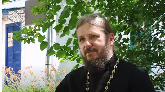 «Ну слабость, ну не устоял»: священник из Ростовской области призвал прощать супружеские измены