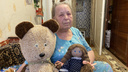 «Мишку за два дня сделала»: в Кургане пенсионерка сшила охапку игрушек и отдала их в детдом