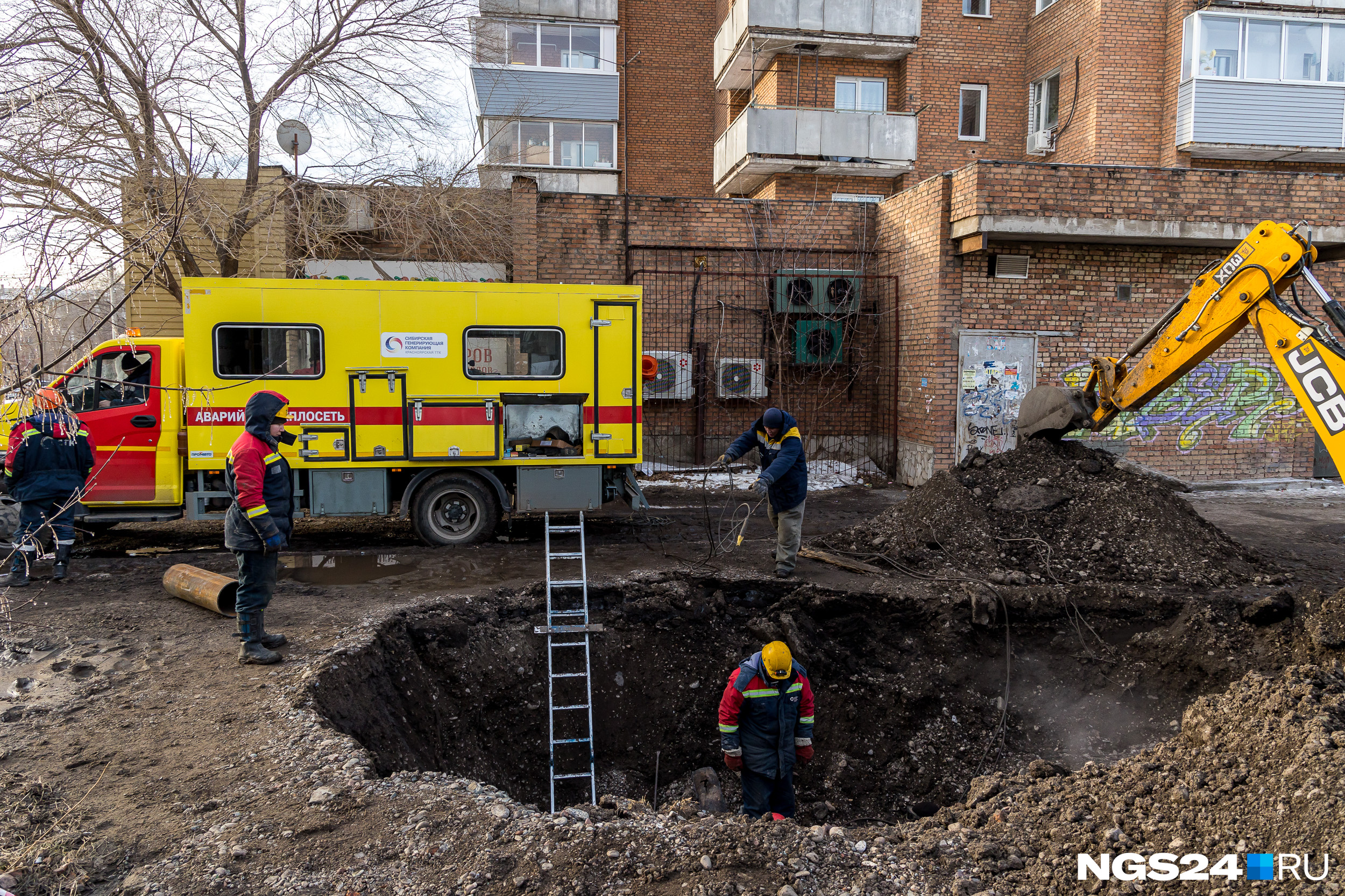 Авария трубопровода в многоквартирном доме