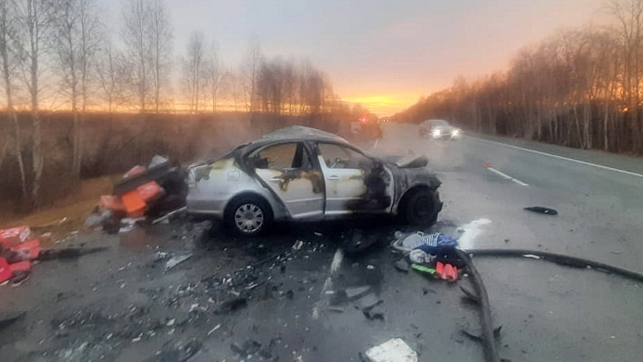 Житель Челябинска погиб в аварии по дороге в Курган. Шесть человек в больнице