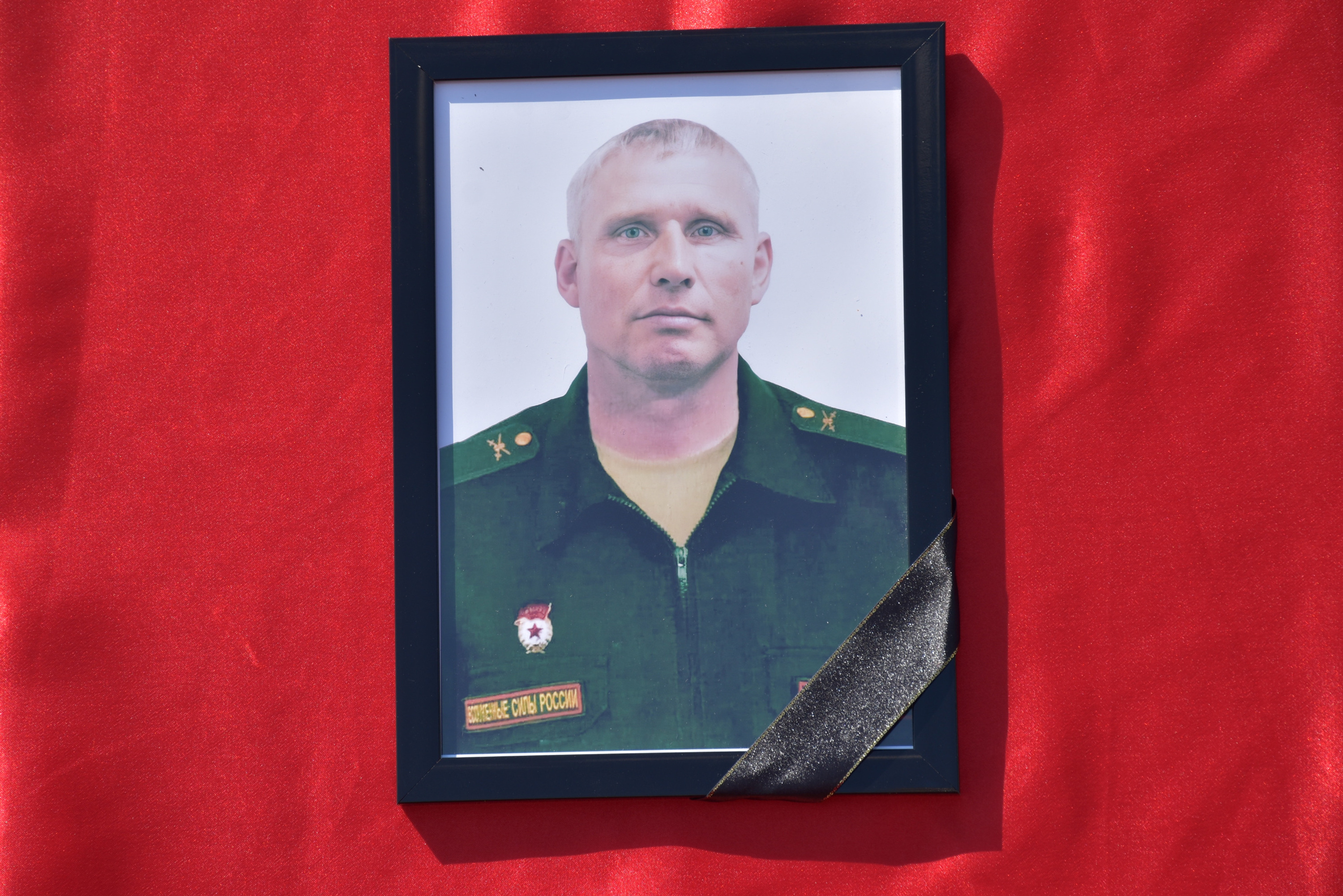 Евгению Зорину было <nobr class="_">42 года</nobr> Евгению Зорину было <nobr class="_">42 года</nobr>