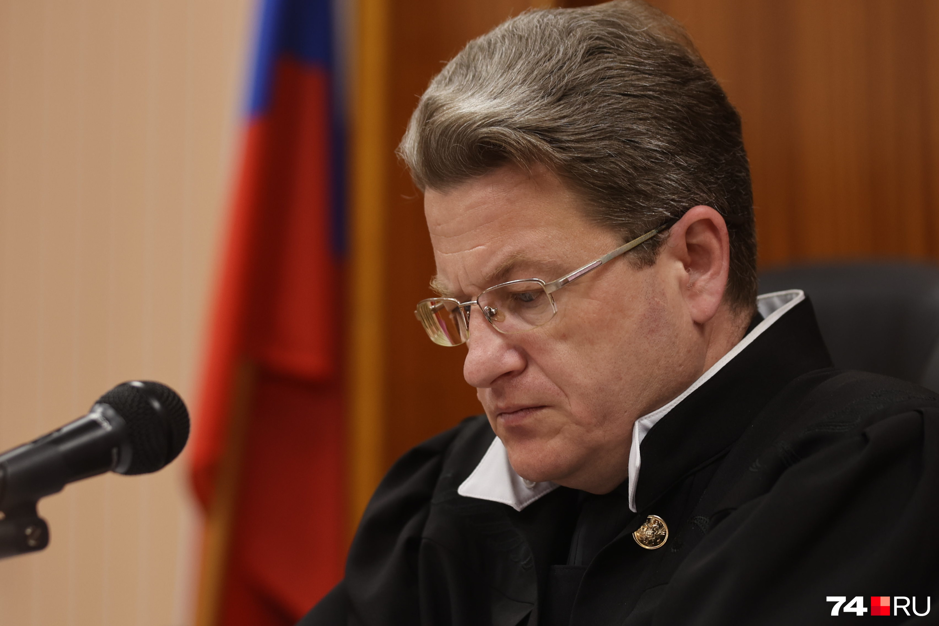 В итоге судья оставил без изменения решение о взятии Дмитрия Зыкова под стражу