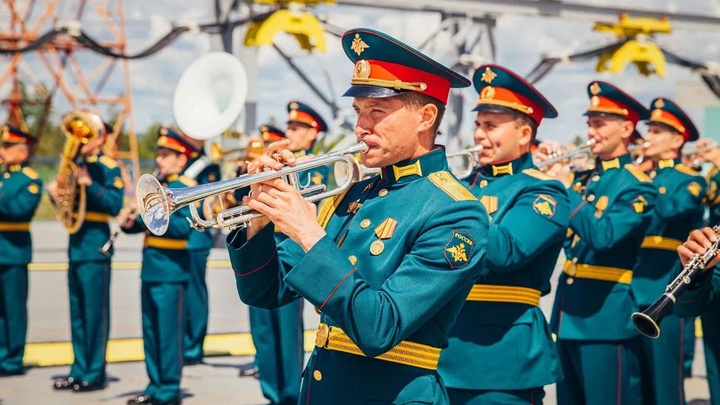 Оркестры со всего мира, конные шоу и парады. Что посмотреть в Москве на фестивале «Спасская башня»