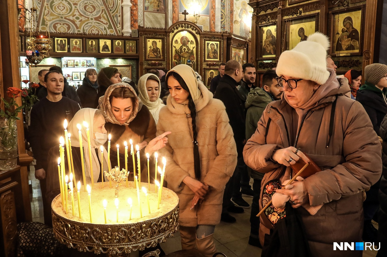 Службы в храмах нижний новгород. Рождество в храме фото.