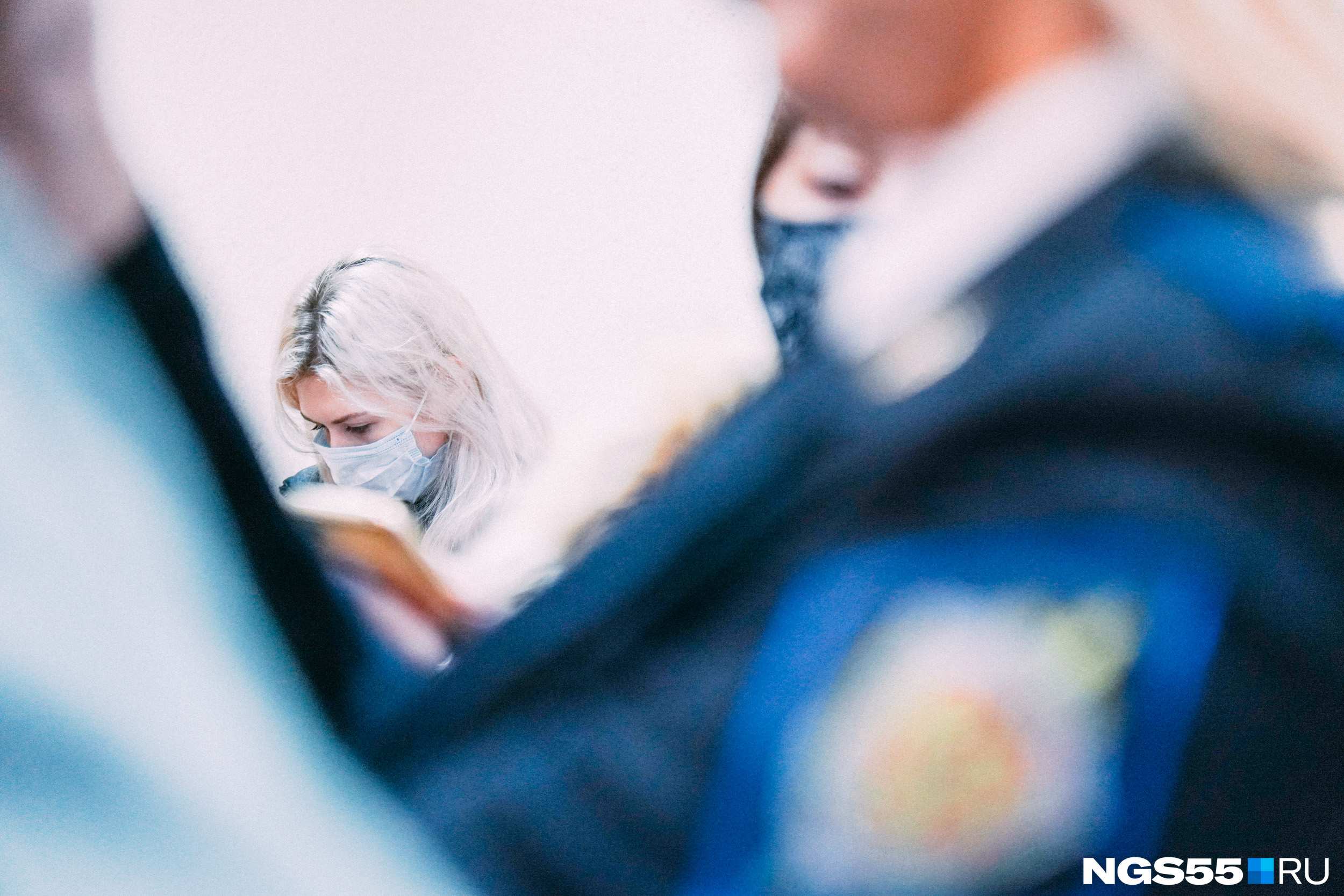Девушка проговорила, что не давала разрешения себя снимать. На эту критику никто не отреагировал Девушка проговорила, что не давала разрешения себя снимать. На эту критику никто не отреагировал