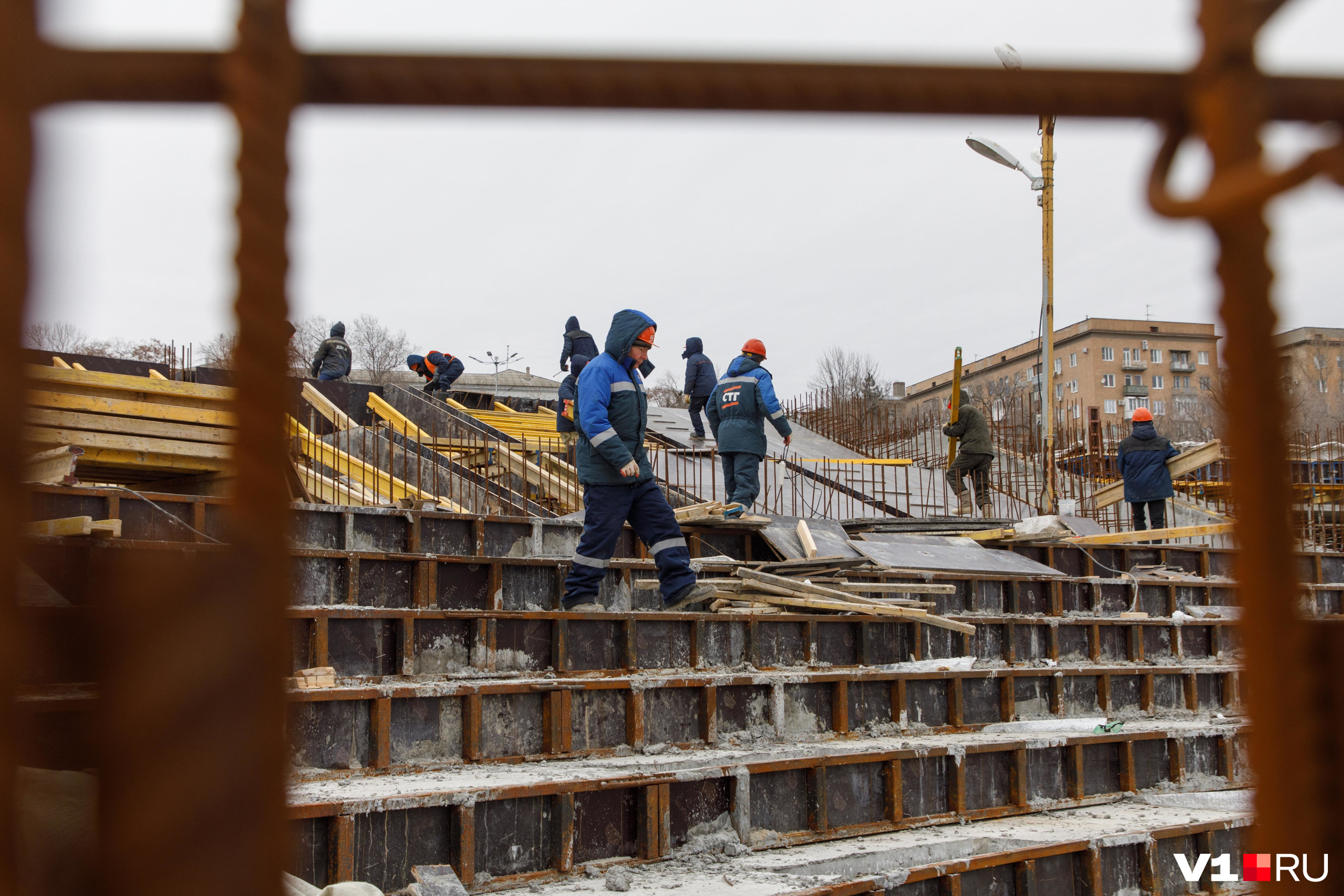 Взял деньги на строительство дома и не строит