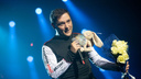 Поклонницы залезали на сцену: каким был последний концерт Юрия Шатунова в Ярославле
