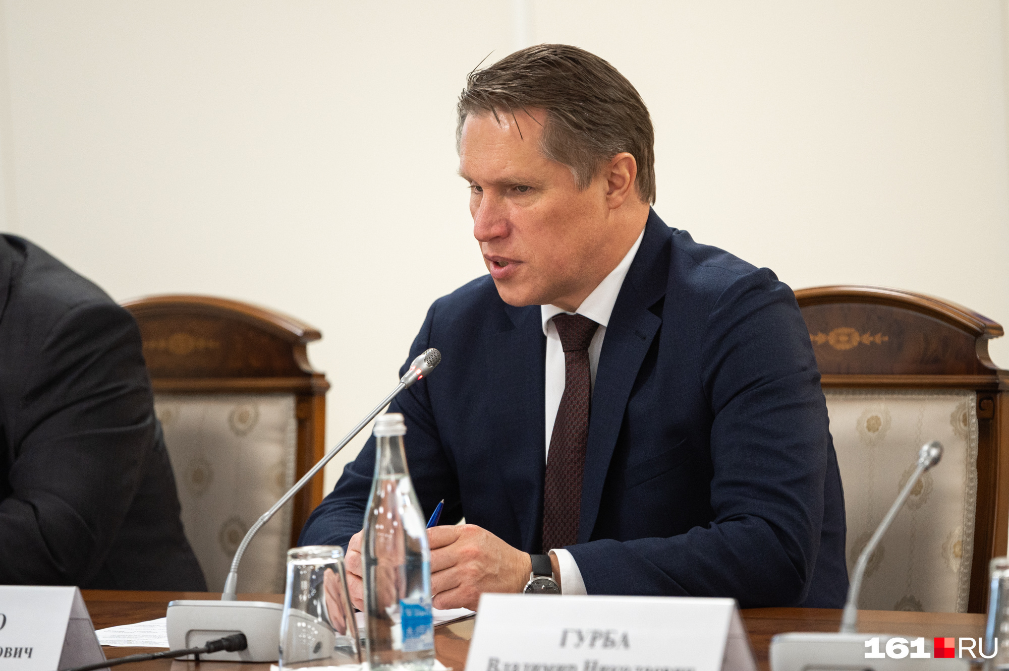 На открытие госпиталя прилетел министр здравоохранения РФ Михаил Мурашко. Он остался доволен инфекционкой На открытие госпиталя прилетел министр здравоохранения РФ Михаил Мурашко. Он остался доволен инфекционкой