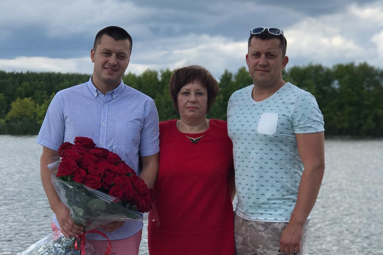 Эльвира Халикова с сыновьями