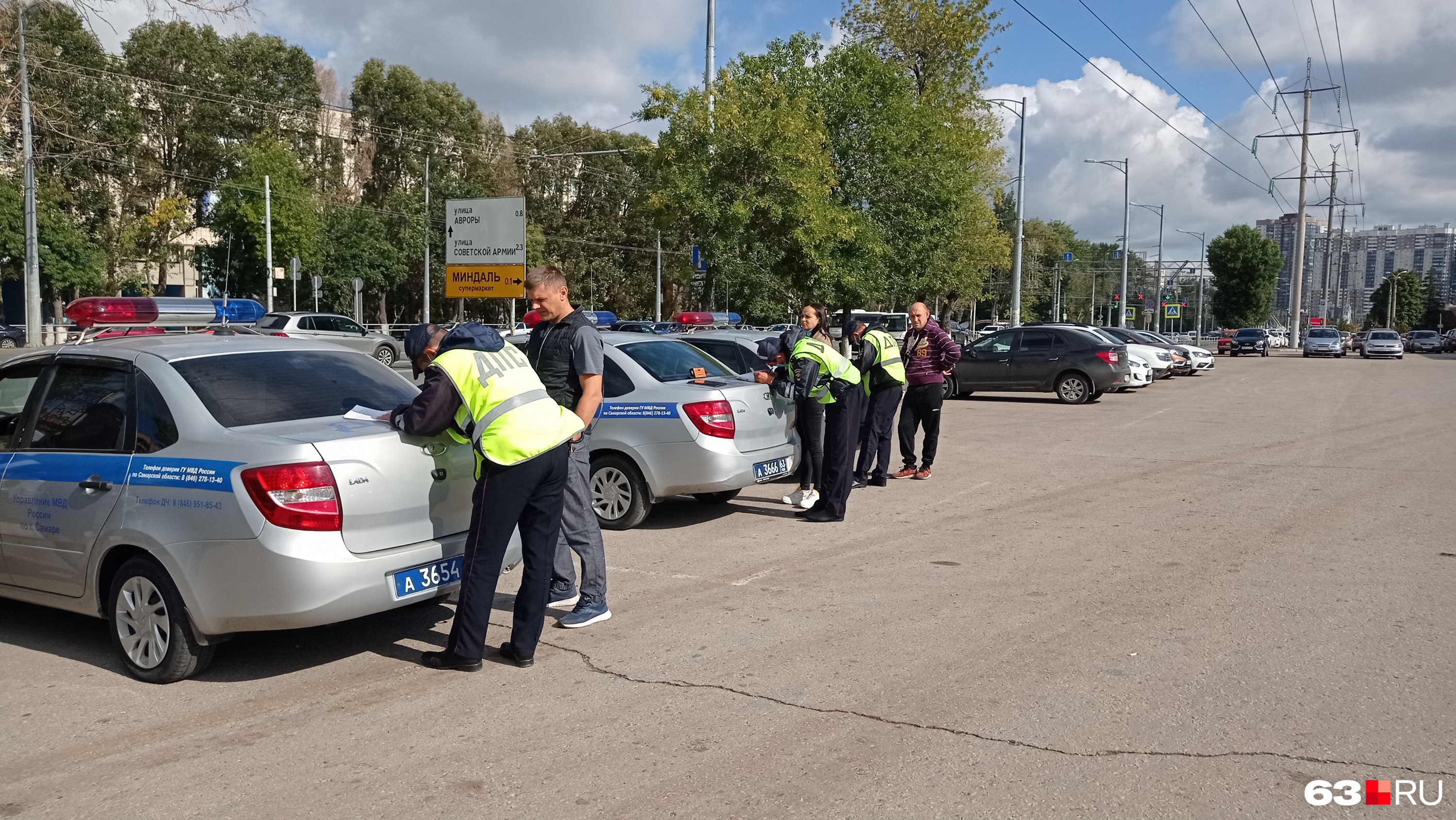 Поймали в гае. Машина ДПС. Автомобиль ГАИ. ДПС остановили. ДПС ГАИ.