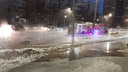 Сотрудники МЧС спасли пассажиров троллейбуса, заискрившего на затопленном Комсомольском проспекте