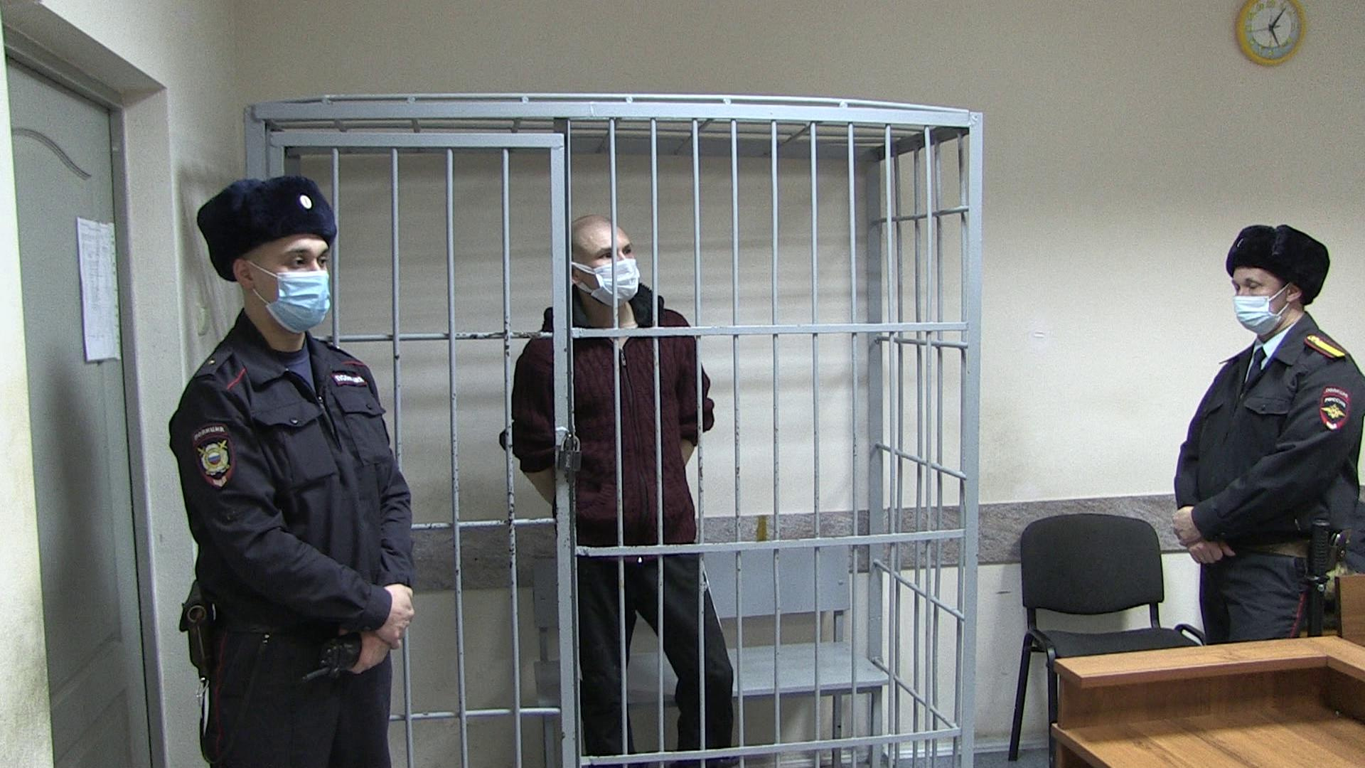 Подозреваемого поместили под стражу Подозреваемого поместили под стражу