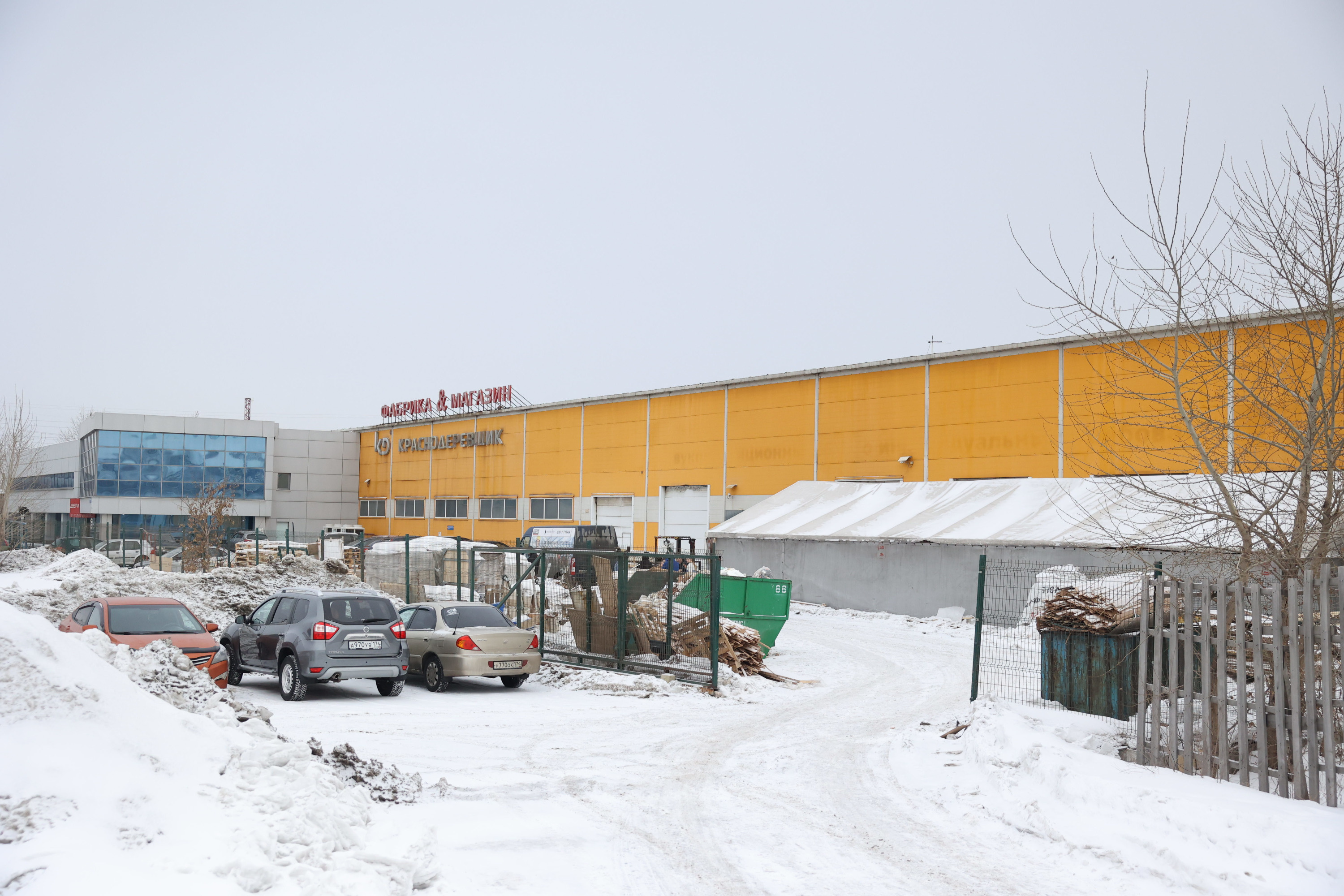 В лучшие времена на фабрике трудилось до 1000 человек, а продукция продавалась в 60 регионах страны В лучшие времена на фабрике трудилось до 1000 человек, а продукция продавалась в 60 регионах страны