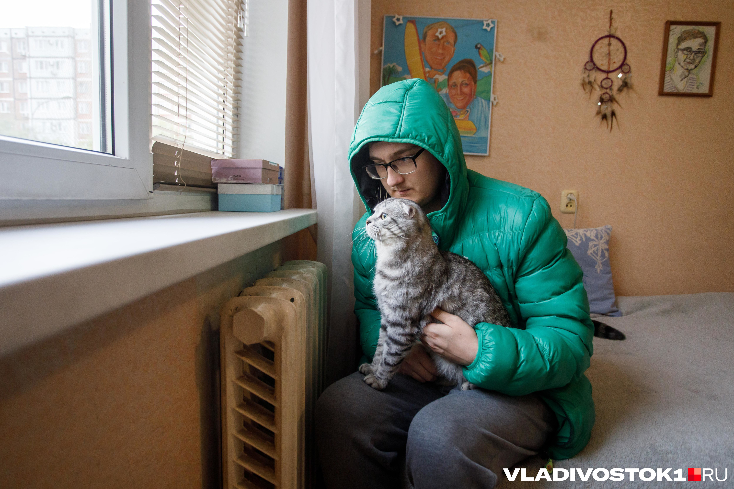 макар соловьев претро. макар претро. ангелина николау. паркурщики субкультура. должен пройти по крышам.