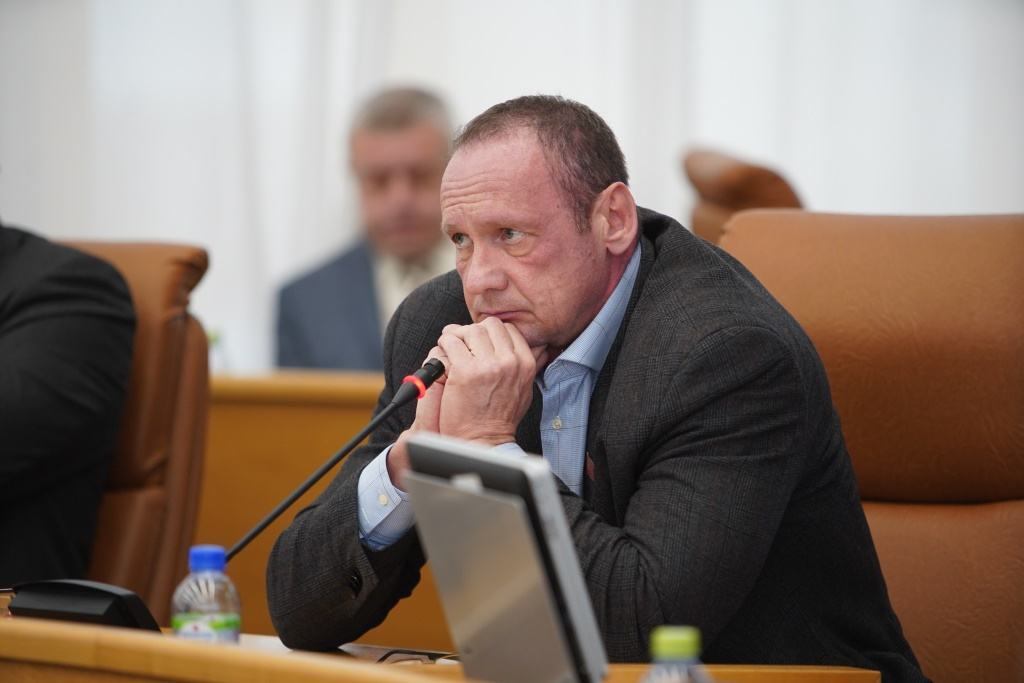 Вячеслав Дюков остался недоволен фильмом с участием губернатора