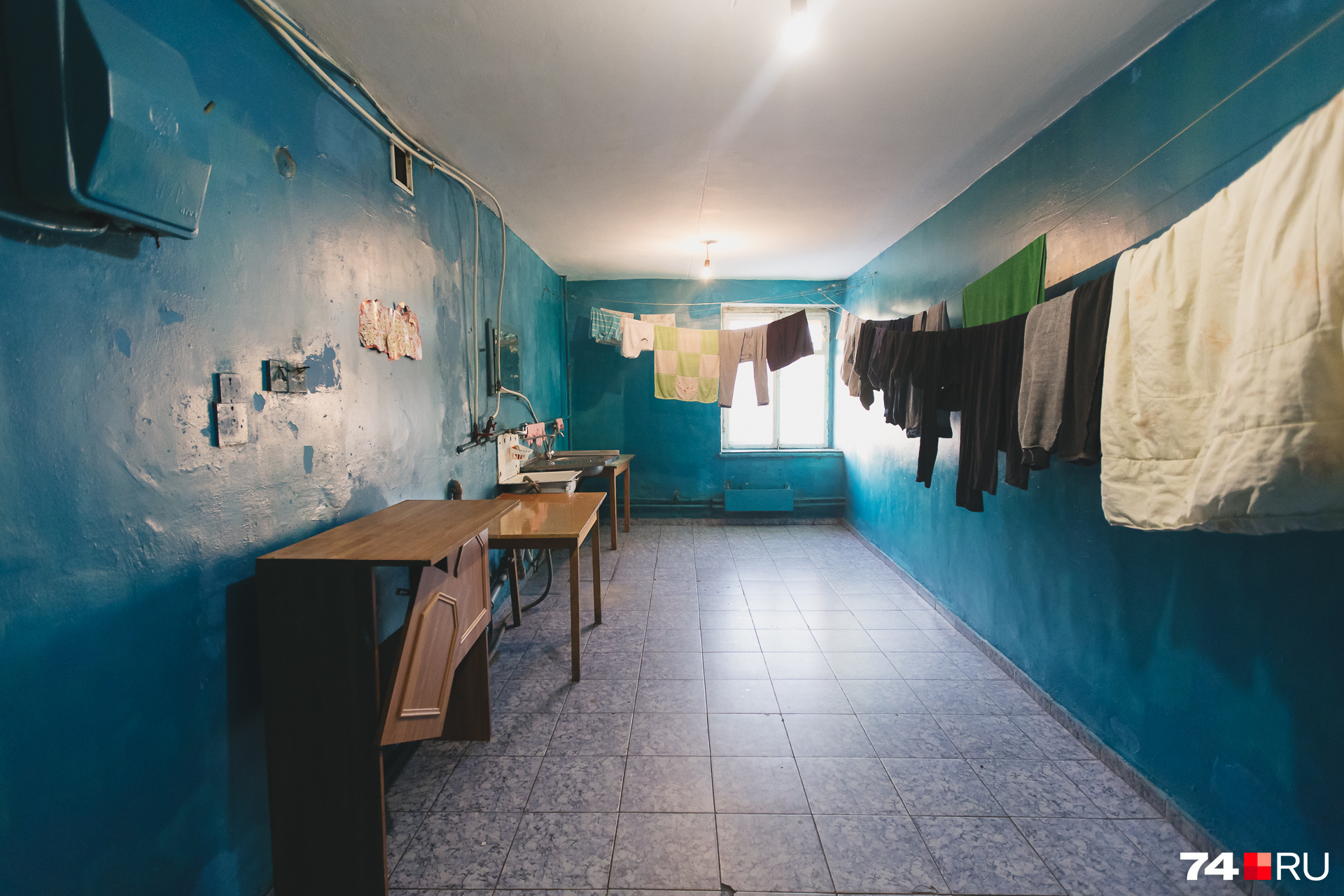 В общежитии кухни, души и туалеты — общие