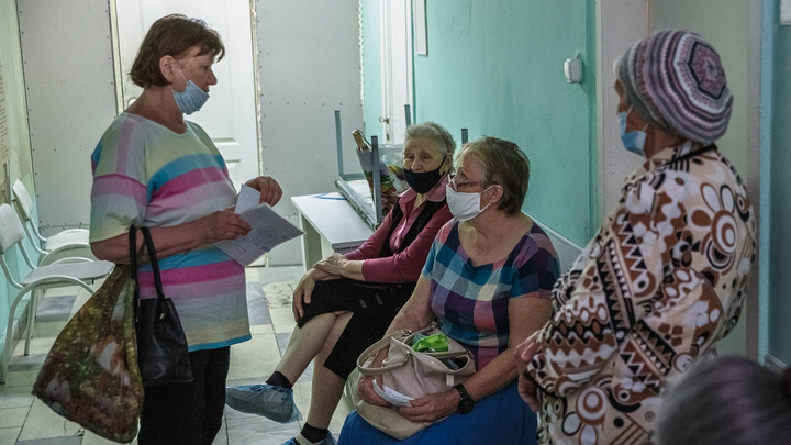Коронавирусом в Кемеровской области за сутки заболели 356 человек