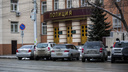 Экс-завхоз областного МВД передал сыну две служебные машины и заправлял их: дело ушло в суд