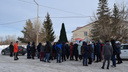Жители Черемухово создали чат помощи и подвозят друг друга бесплатно из-за отсутствия автобусов