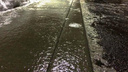 «Достаем коньки». В Челябинской области дороги и тротуары покрылись льдом, в травмпунктах — наплыв пациентов