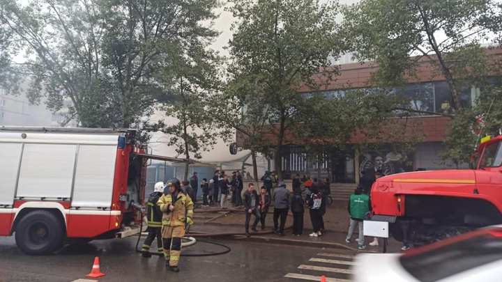 «Тесла» под угрозой: узнали, что происходит с рестораном в Уфе спустя сутки после пожара