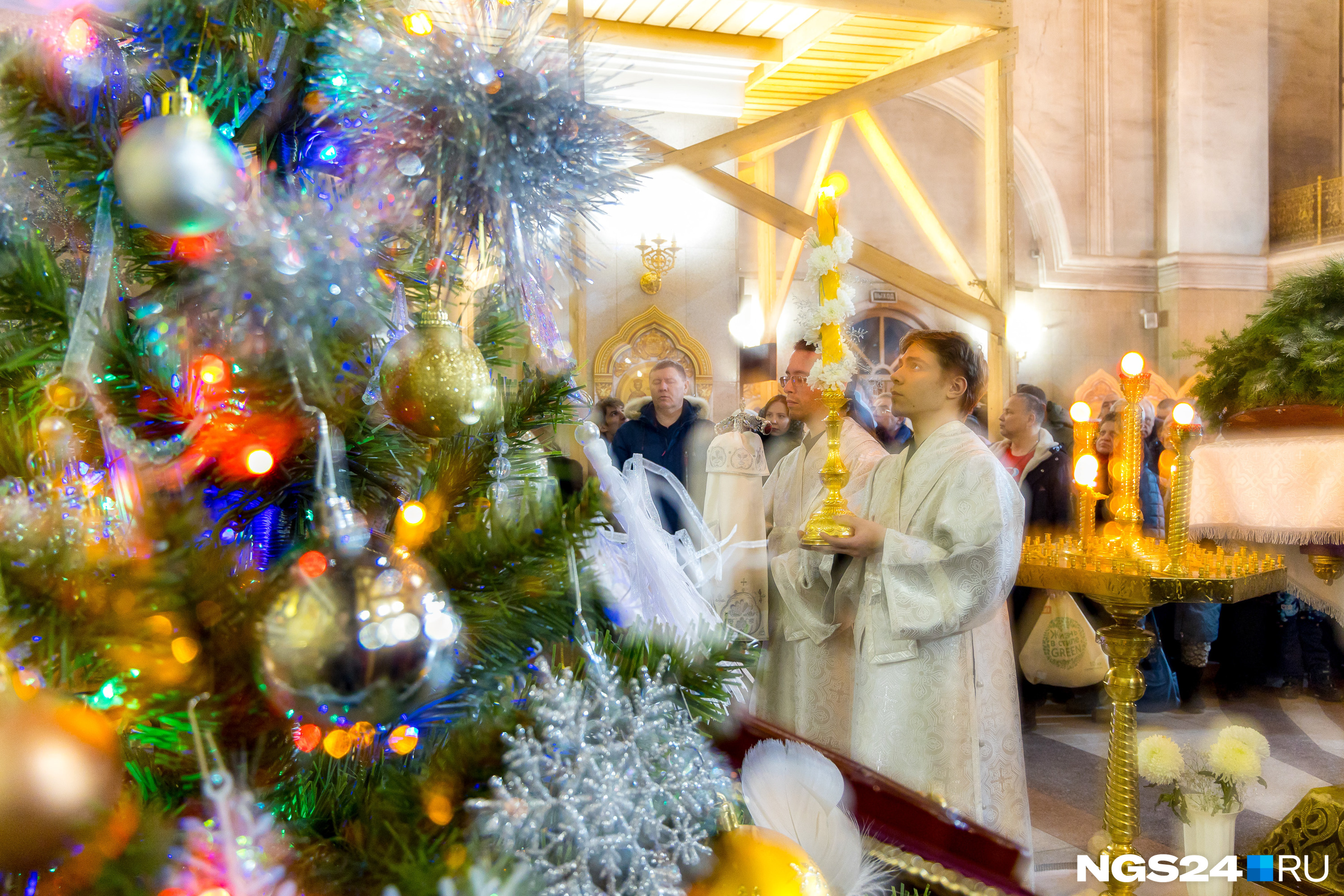Какие православные церкви празднуют рождество 25 декабря