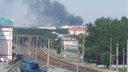 В Новосибирске вспыхнул частный дом — над Первомайкой поднялся столб черного дыма