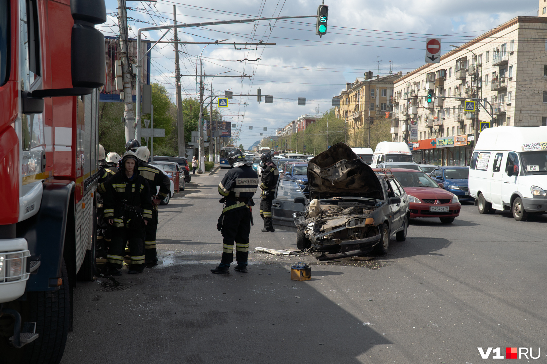 В1 новости волгограда. Жесткая авария в Волгограде.