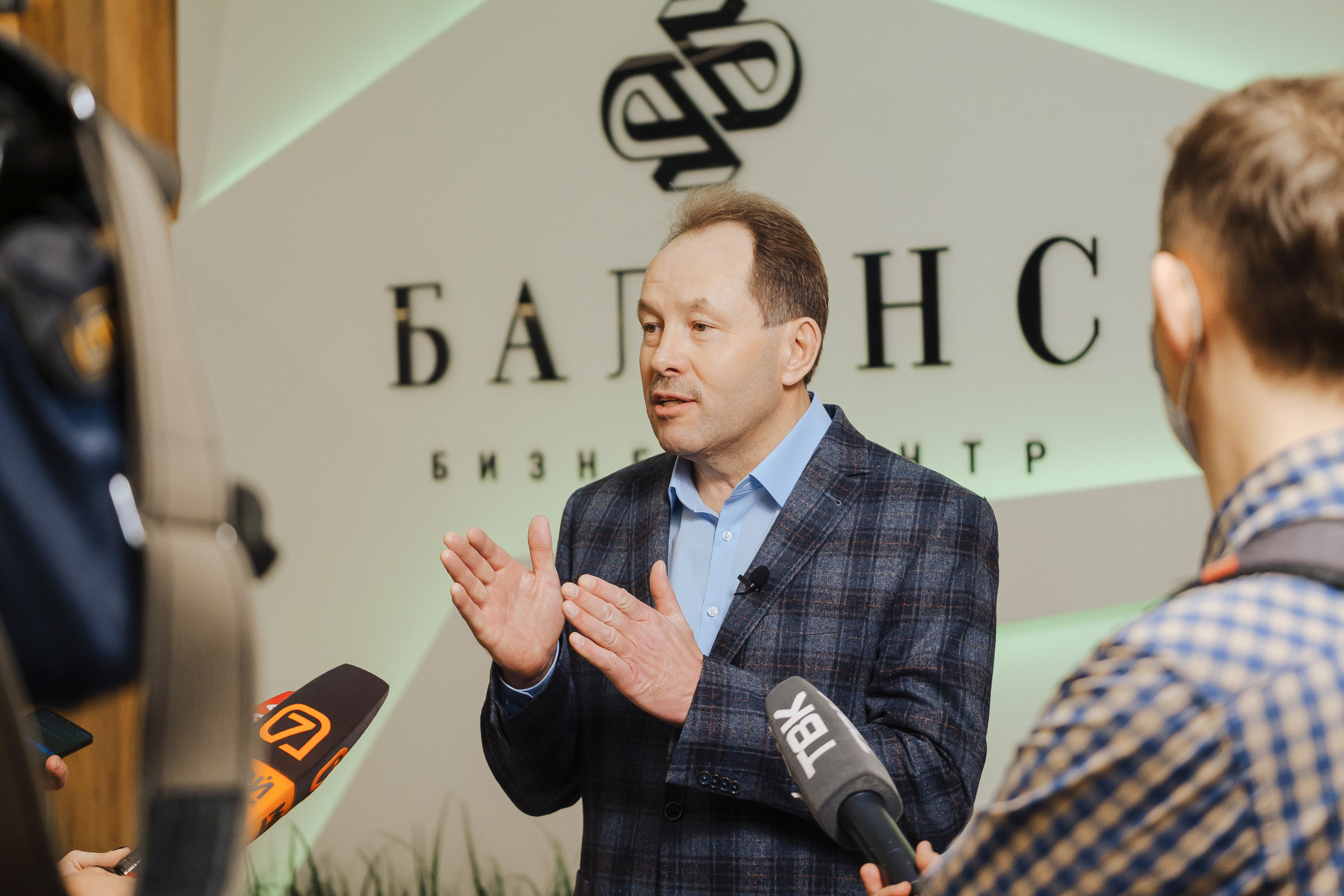 Василий Попов, руководитель ГСК «Арбан» Василий Попов, руководитель ГСК «Арбан»