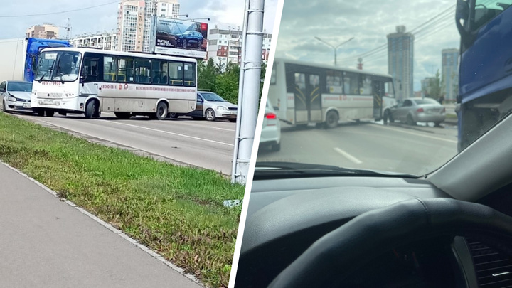 Из-за ДТП автобус перекрыл всю дорогу на Алексеева. Четыре улицы на Взлетке стоят в пробке