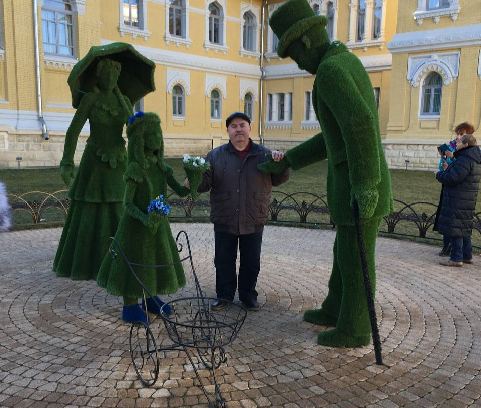 Вячеслав Геннадьевич умер в возрасте <nobr class="_">64 лет</nobr> Вячеслав Геннадьевич умер в возрасте <nobr class="_">64 лет</nobr>