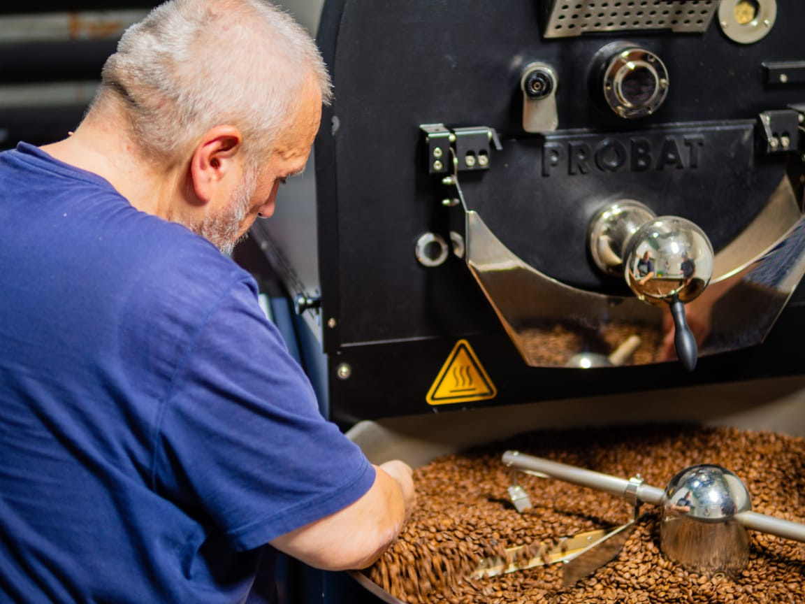 Профессиональные машины для обработки кофейного зерна — удовольствие недешевое