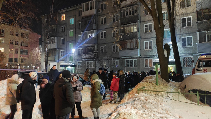 «Черный весь, в шоке»: соседи рассказали о пострадавшем при взрыве газа в доме в Нижнем Новгороде