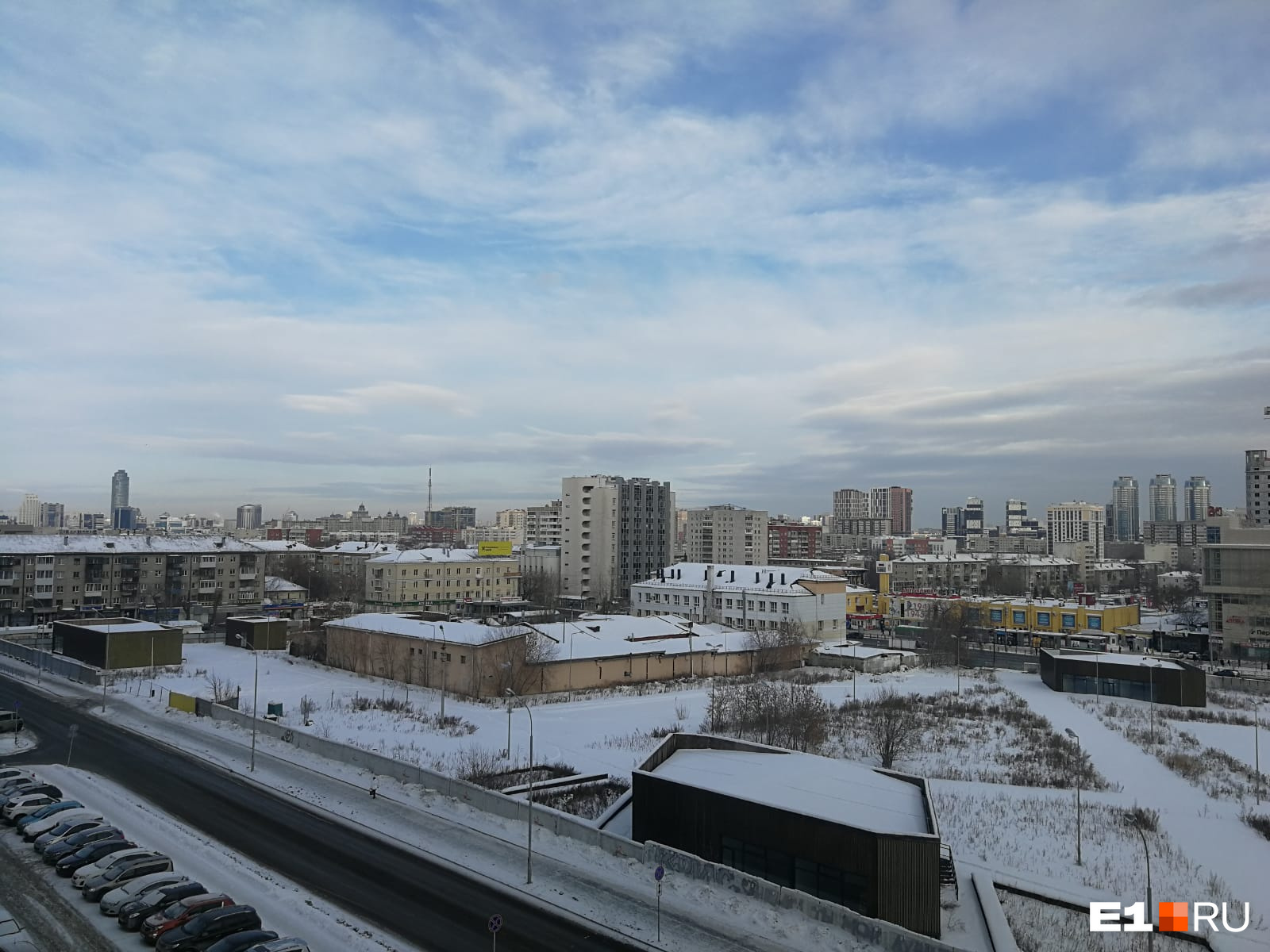 Депутат Дмитрий Сергин, курирующий Чкаловский район, попросил привести документы в порядок и запретить строительство многоэтажек