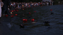 3,5 тысячи челябинцев пришли на фестиваль водных огней на Шершнях. Зажигательный фоторепортаж