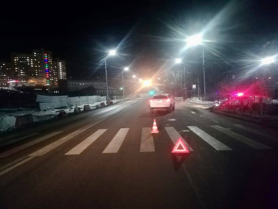 В Иркутске школьник попал под колеса иномарки на пешеходном переходе