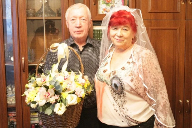Супруги в день золотой свадьбы в 2016 году