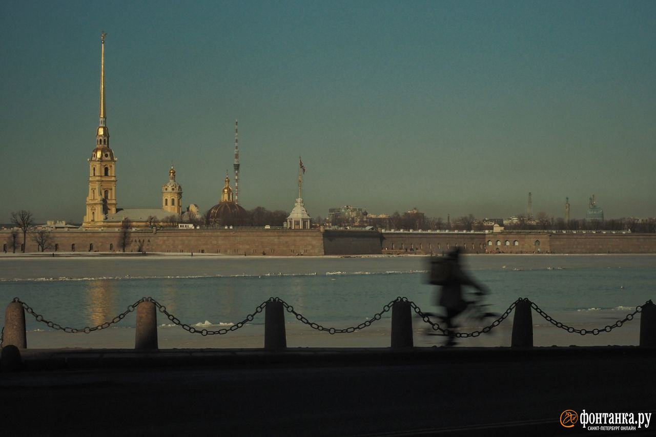 11 апреля петербург. Санкт-петербург в апреле. питер в апреле. климат питера. питер сейчас фото.