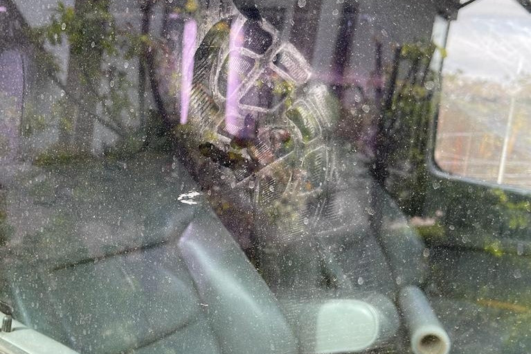 На машине, по словам Юрия, до сих пор отчетливо видны следы преступления На машине, по словам Юрия, до сих пор отчетливо видны следы преступления