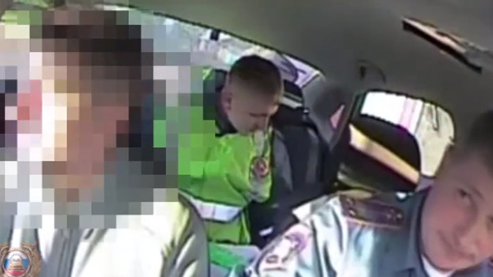 «Ну ты ж была за рулем?»: пьяный водитель «Ленд-Крузера» пытался свалить вину за аварию на жену