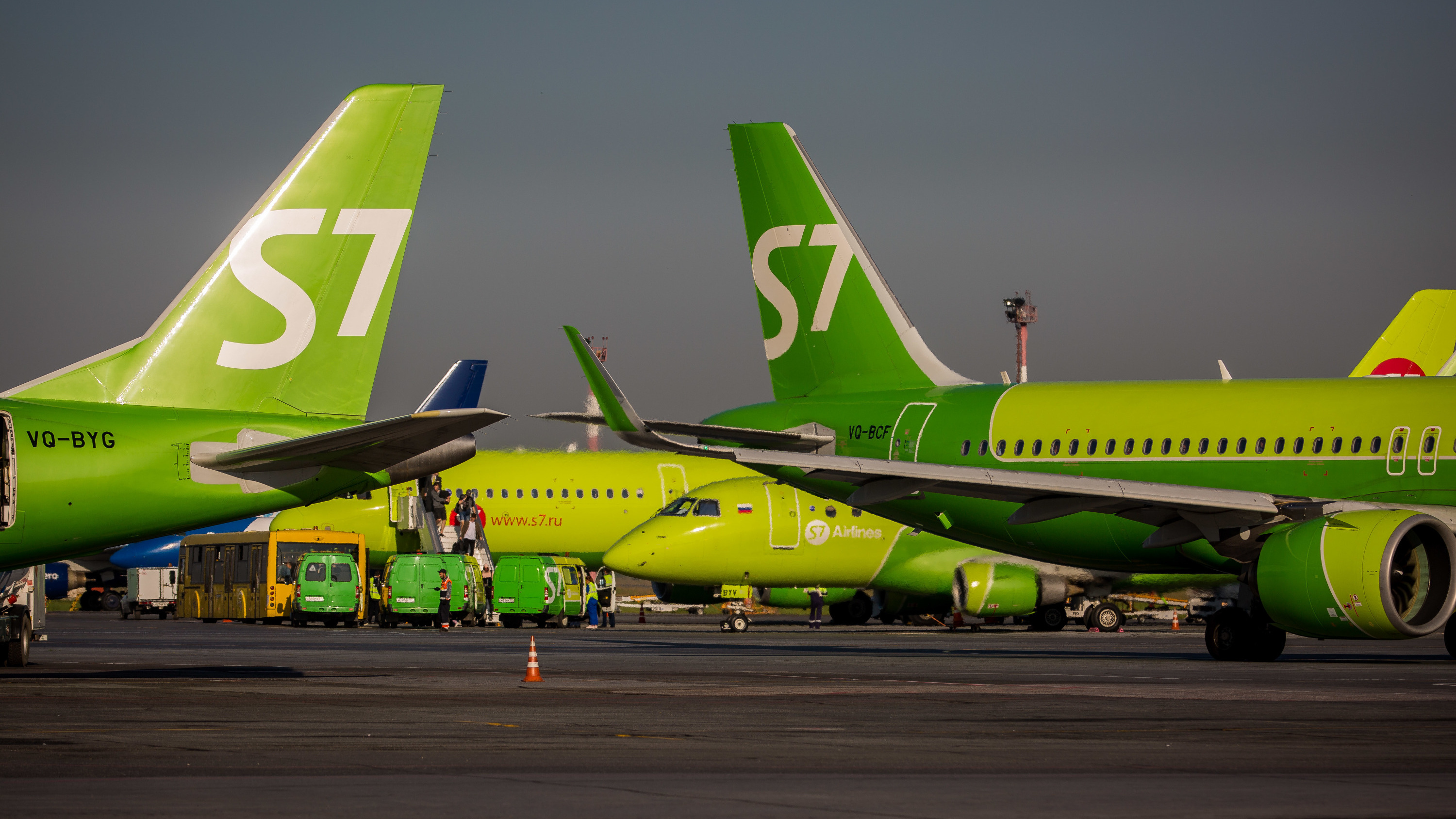 Авиакомпания «S7 Airlines» получила штраф за овербукинг — пассажиры не смогли улететь из Новосибирска