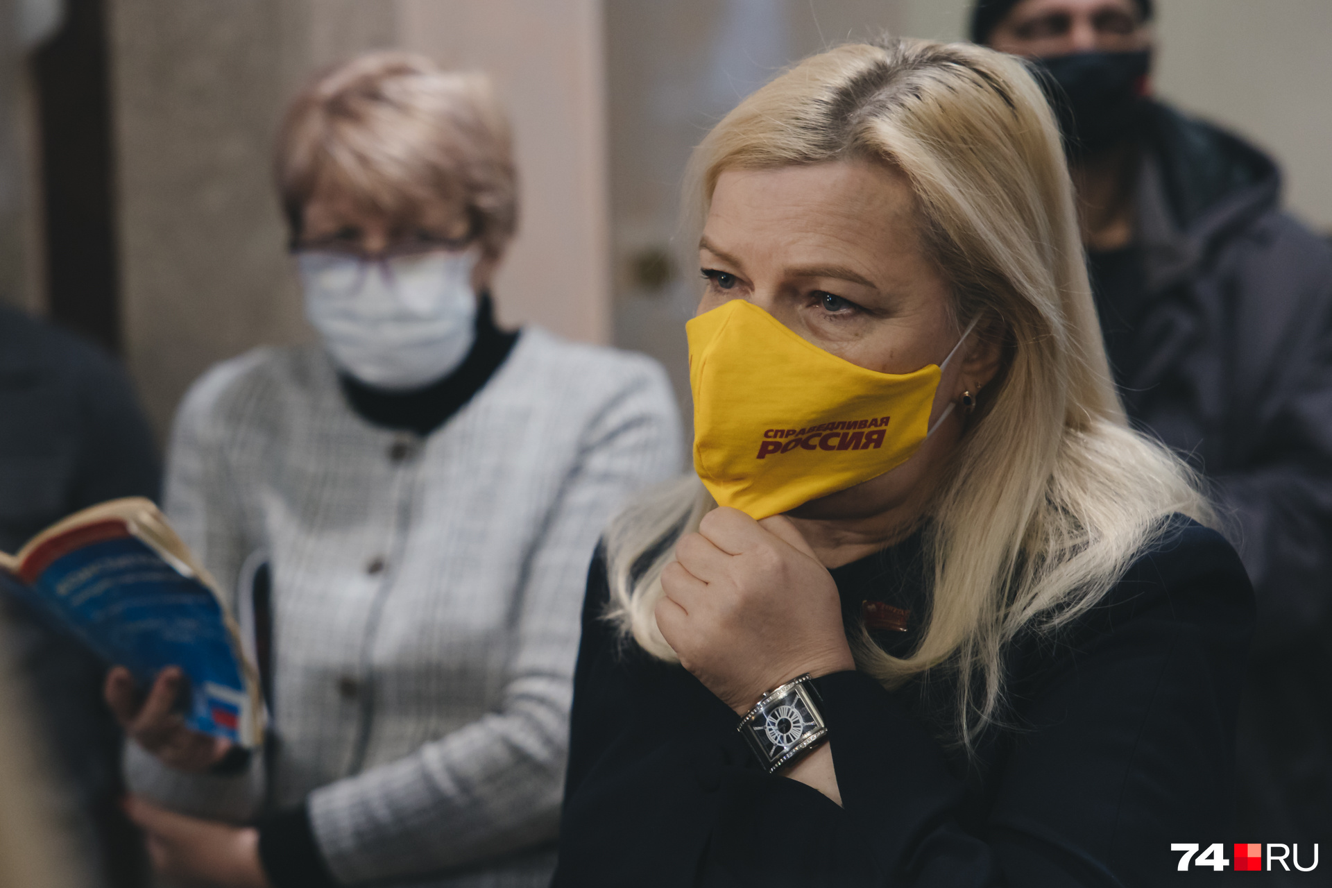 Активистка взяла закон на вооружение Активистка взяла закон на вооружение