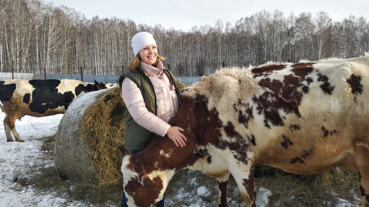 Екатеринбурженка решила открыть первый в России отель для коров. Ради этого она бросила работу юриста