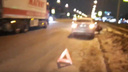 Десятки автомобилистов за ночь пробили колеса на Димитровском мосту из-за ям