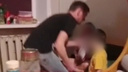 В полиции Волгограда решают, что делать с треш-стримами пьяной матери двоих детей