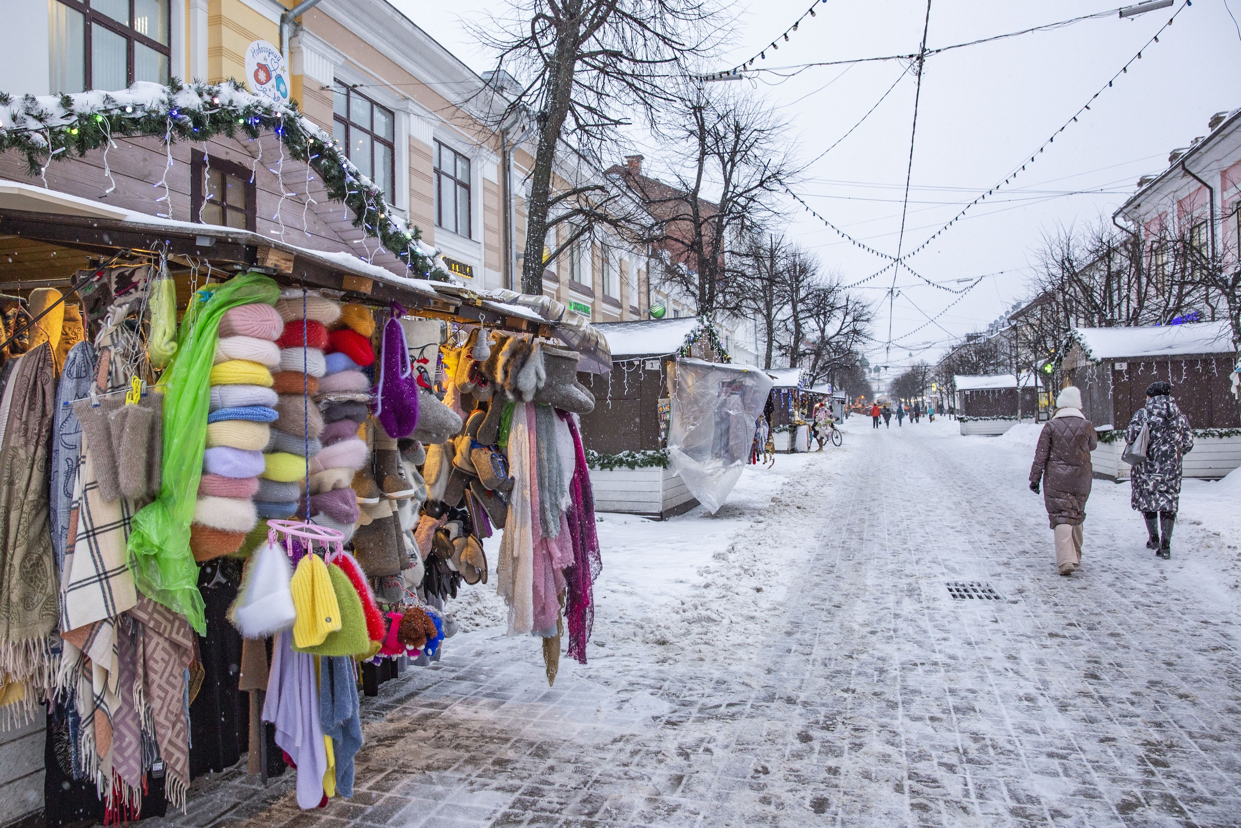 В следующем году на улице Кирова и в Депутатском переулке поменяют тротуарную плитку